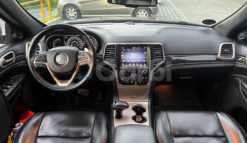 Jeep Grand Cherokee 3.0L V6 TD Overland A/T