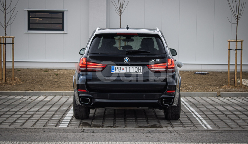 BMW X5 30d xDrive Mpacket, Webasto, nočné, harman, LED, ťažné, 360, softclose