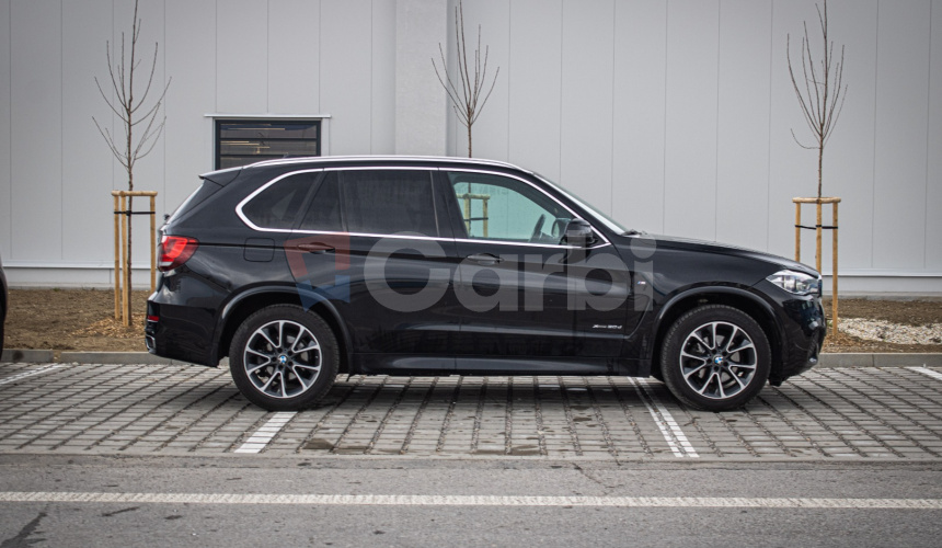 BMW X5 30d xDrive Mpacket, Webasto, nočné, harman, LED, ťažné, 360, softclose