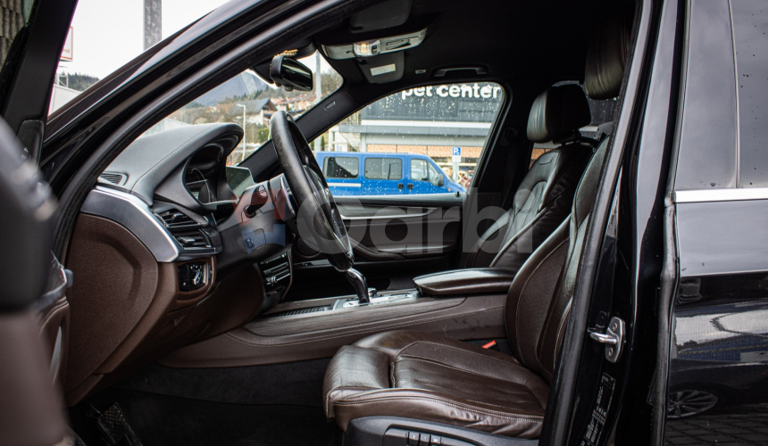 BMW X5 30d xDrive Mpacket, Webasto, nočné, harman, LED, ťažné, 360, softclose