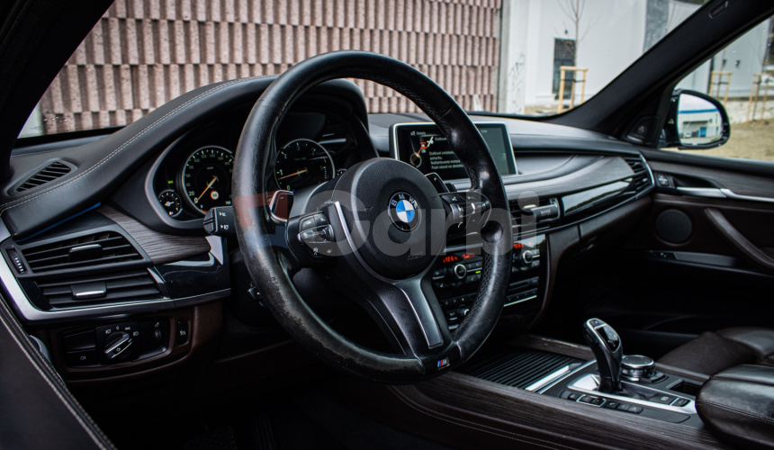 BMW X5 30d xDrive Mpacket, Webasto, nočné, harman, LED, ťažné, 360, softclose