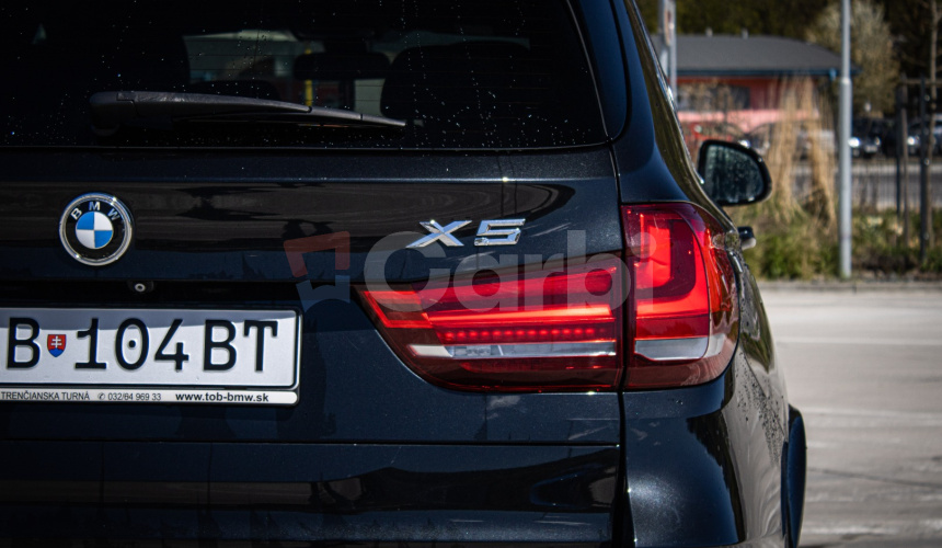 BMW X5 30d xDrive Mpacket, Webasto, nočné, harman, LED, ťažné, 360, softclose