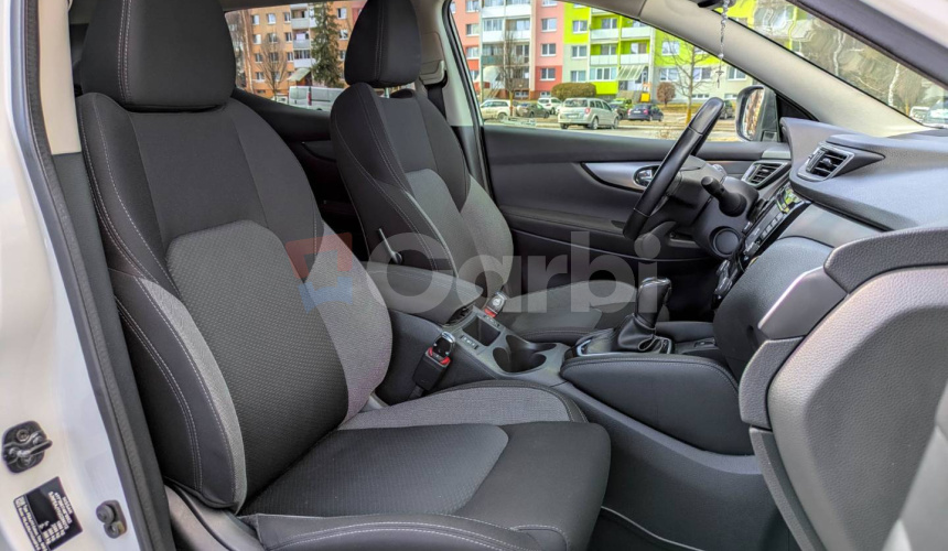 Nissan Qashqai DIG-T 115 N-Connecta Xtronic