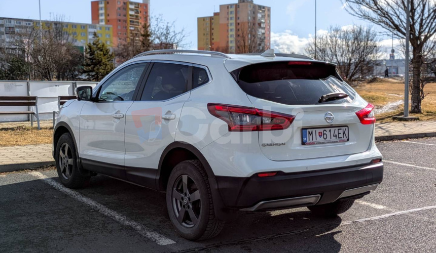 Nissan Qashqai DIG-T 115 N-Connecta Xtronic