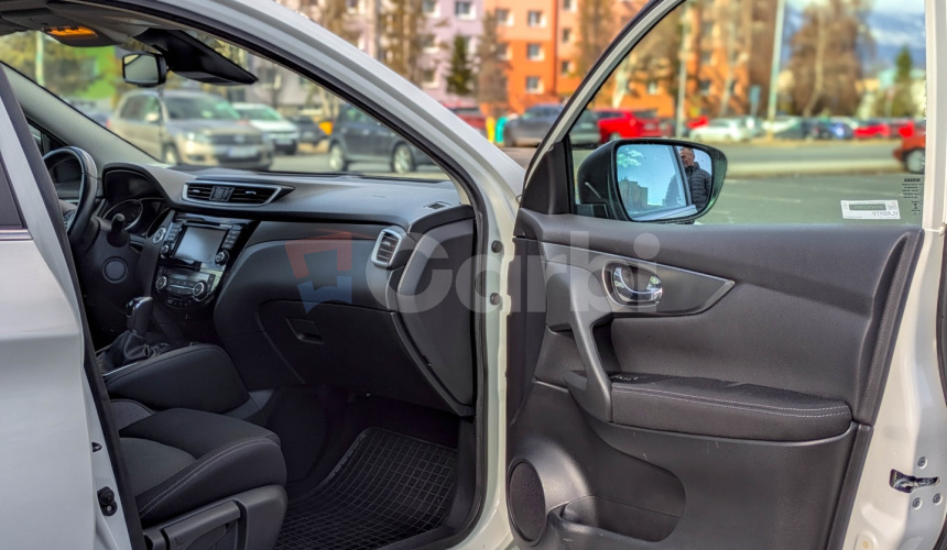 Nissan Qashqai DIG-T 115 N-Connecta Xtronic