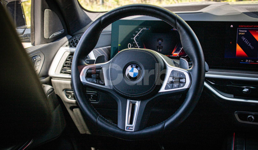 BMW X7 M60i V8 4.4i, Osvetlená predná maska, Executive drive pro, msport package pro