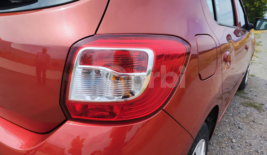 Dacia Sandero 1.2 16V 75k Ambiance EU6, 54kW, M5, 5d. (2015 – 2015)