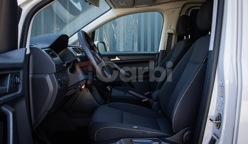 Volkswagen Caddy 2.0 TDI 75kW veľmi pekný stav, ťažné, nové brzdy, vymenené rozvody, ALU