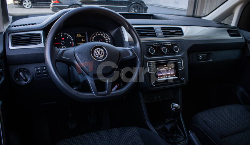 Volkswagen Caddy 2.0 TDI 75kW veľmi pekný stav, ťažné, nové brzdy, vymenené rozvody, ALU