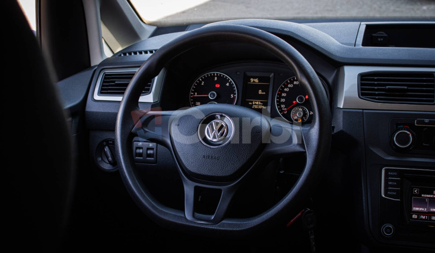 Volkswagen Caddy 2.0 TDI 75kW veľmi pekný stav, ťažné, nové brzdy, vymenené rozvody, ALU