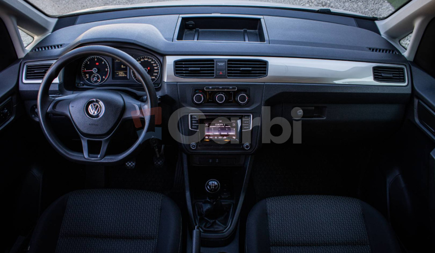 Volkswagen Caddy 2.0 TDI 75kW veľmi pekný stav, ťažné, nové brzdy, vymenené rozvody, ALU