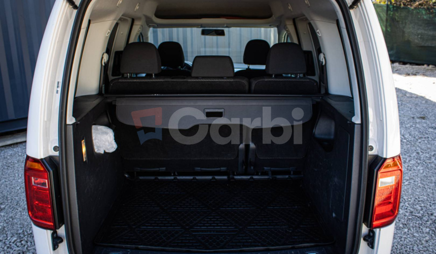 Volkswagen Caddy 2.0 TDI 75kW veľmi pekný stav, ťažné, nové brzdy, vymenené rozvody, ALU