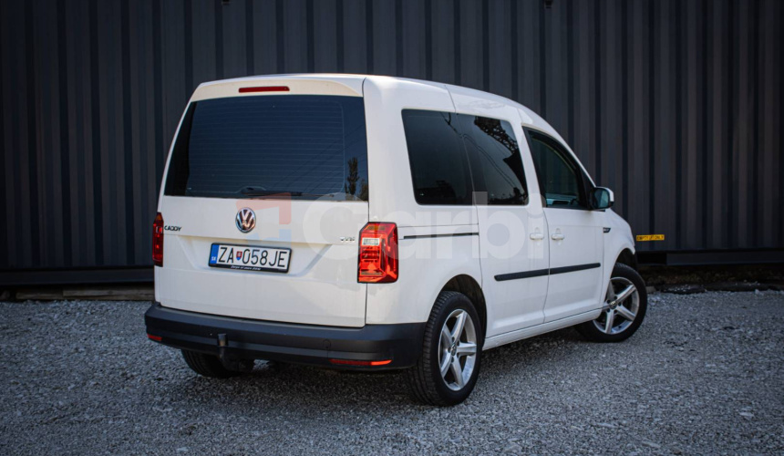 Volkswagen Caddy 2.0 TDI 75kW veľmi pekný stav, ťažné, nové brzdy, vymenené rozvody, ALU