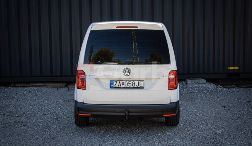 Volkswagen Caddy 2.0 TDI 75kW veľmi pekný stav, ťažné, nové brzdy, vymenené rozvody, ALU