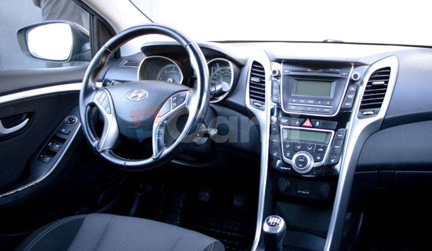 Hyundai i30 CW 1.6i CRDi 16V DOHC Comfort