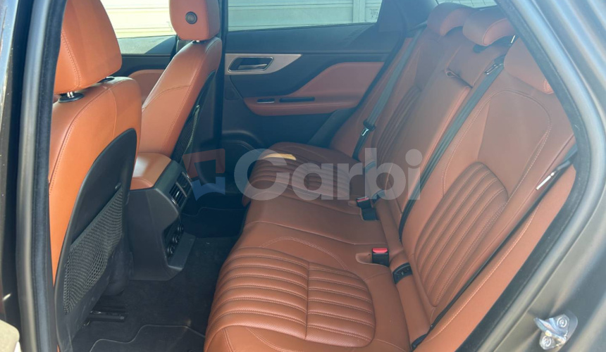 Jaguar F-Pace 2.0 I4 300k Prestige AWD A/T