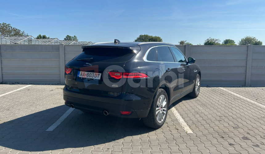 Jaguar F-Pace 2.0 I4 300k Prestige AWD A/T