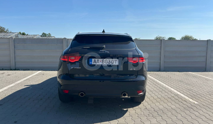 Jaguar F-Pace 2.0 I4 300k Prestige AWD A/T