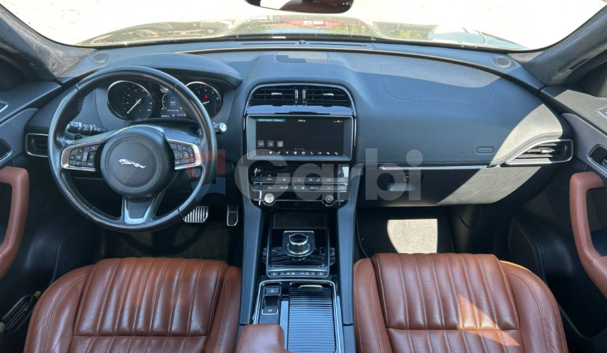 Jaguar F-Pace 2.0 I4 300k Prestige AWD A/T