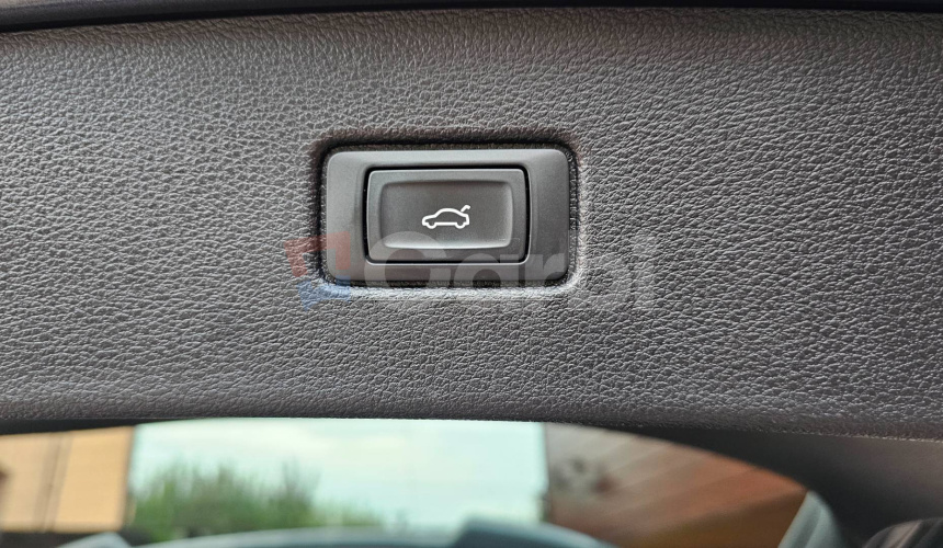 Audi Q7 55 TFSI E