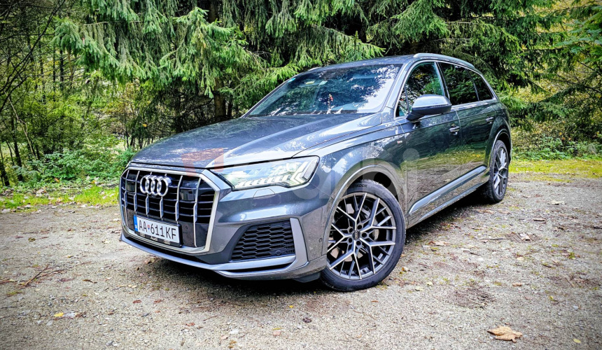 Audi Q7 55 TFSI E