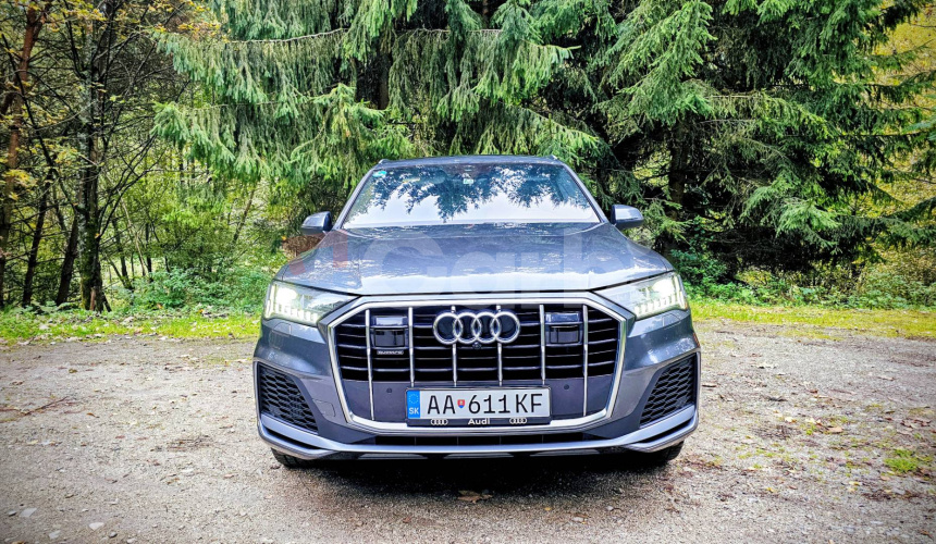 Audi Q7 55 TFSI E
