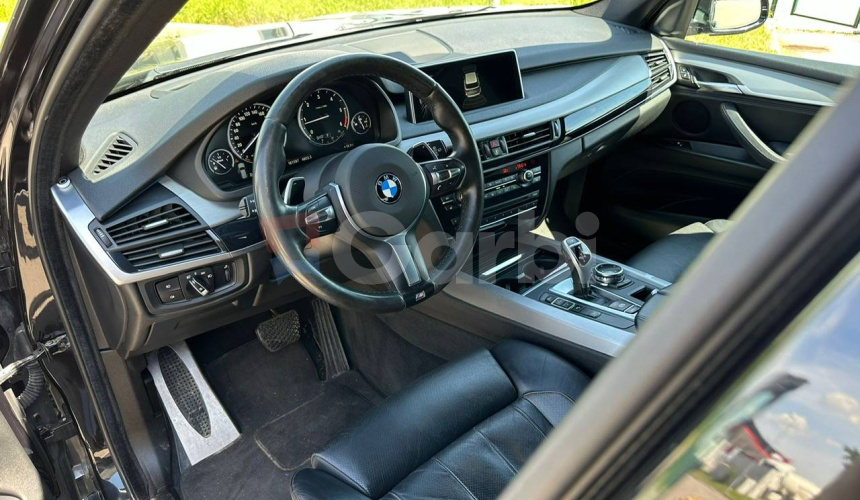 BMW X5 xDrive40d A/T