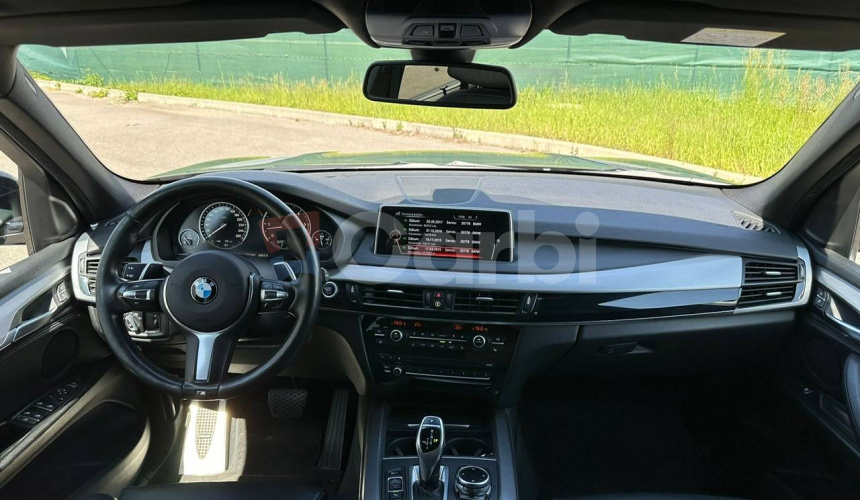 BMW X5 xDrive40d A/T