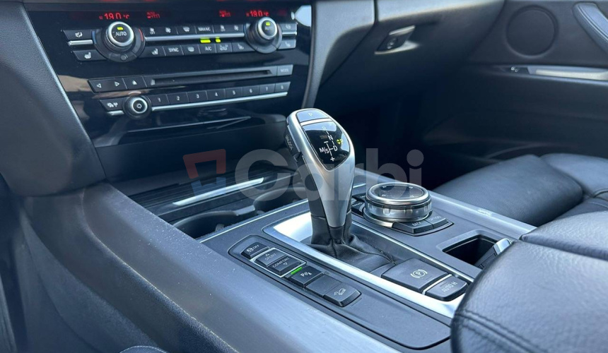 BMW X5 xDrive40d A/T
