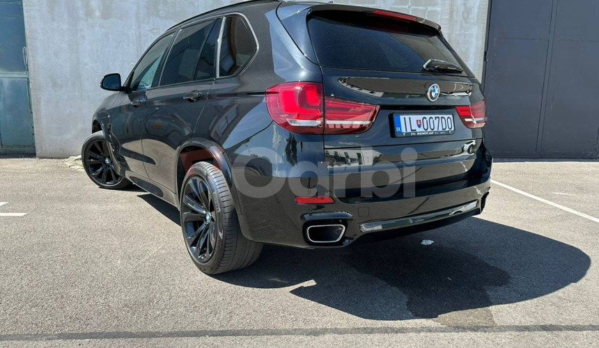 BMW X5 xDrive40d A/T
