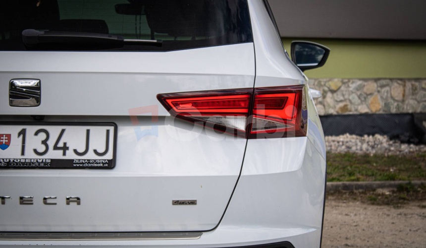 Seat Ateca 2.0 TDI 4drive DSG Xcellence, Webasto, 360°kamera, kessy, tažné, FULL LED