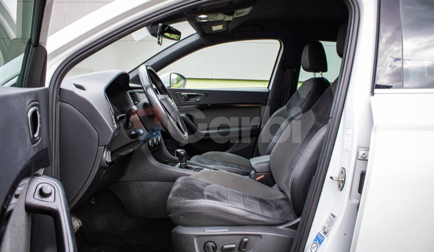 Seat Ateca 2.0 TDI 4drive DSG Xcellence, Webasto, 360°kamera, kessy, tažné, FULL LED