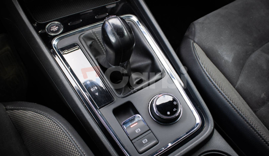 Seat Ateca 2.0 TDI 4drive DSG Xcellence, Webasto, 360°kamera, kessy, tažné, FULL LED