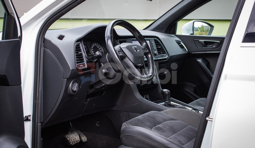 Seat Ateca 2.0 TDI 4drive DSG Xcellence, Webasto, 360°kamera, kessy, tažné, FULL LED