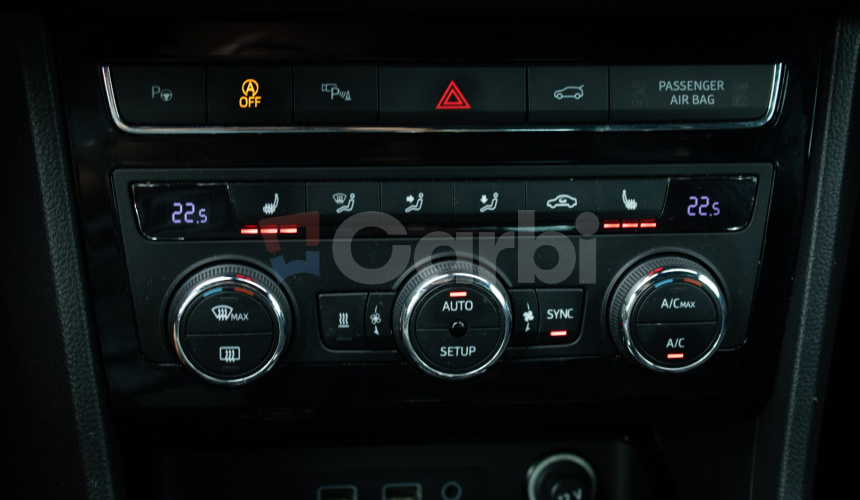 Seat Ateca 2.0 TDI 4drive DSG Xcellence, Webasto, 360°kamera, kessy, tažné, FULL LED