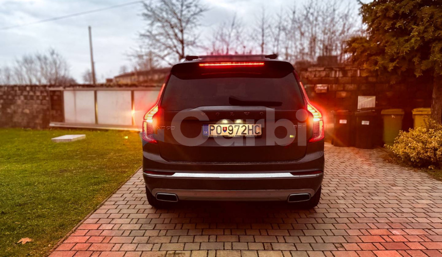 Volvo XC90 2.0 B5 Drive-E Inscription AWD A/T