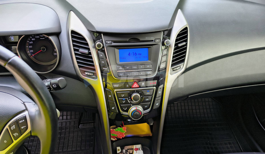 Hyundai i30 1.6i MPI DOHC CVVT Comfort