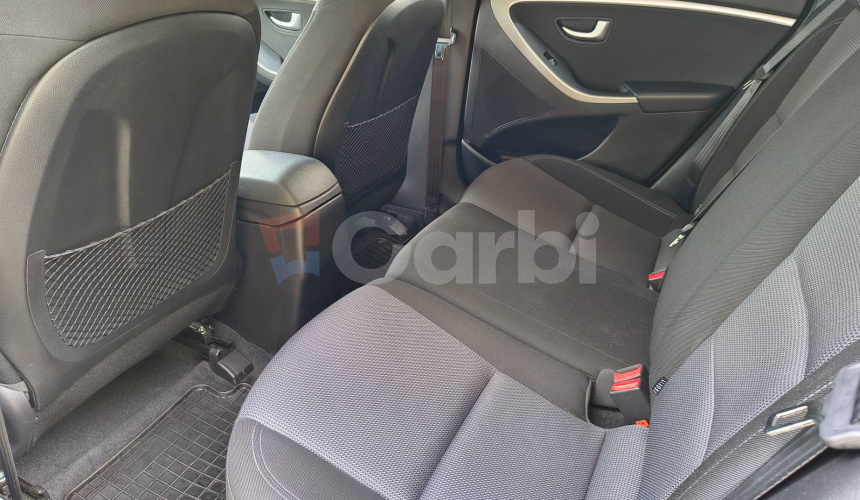 Hyundai i30 1.6i MPI DOHC CVVT Comfort