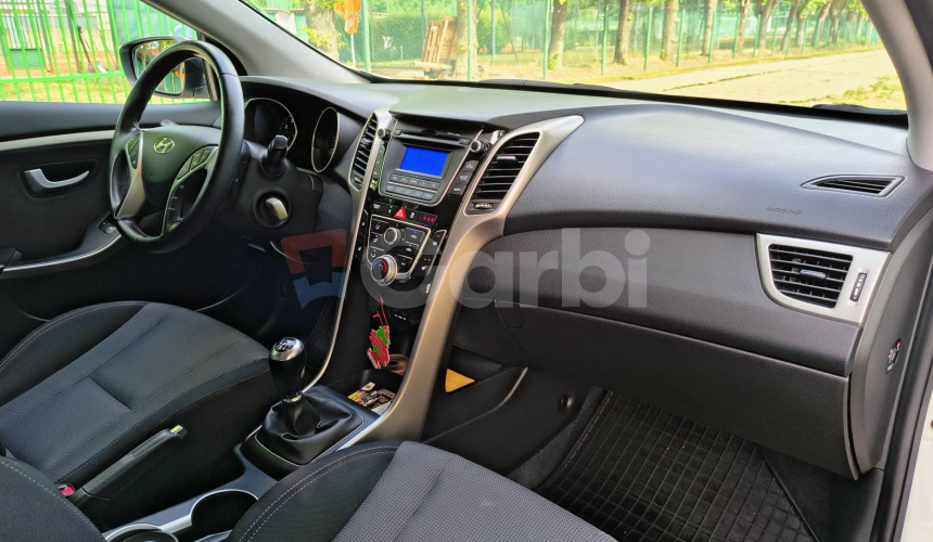 Hyundai i30 1.6i MPI DOHC CVVT Comfort