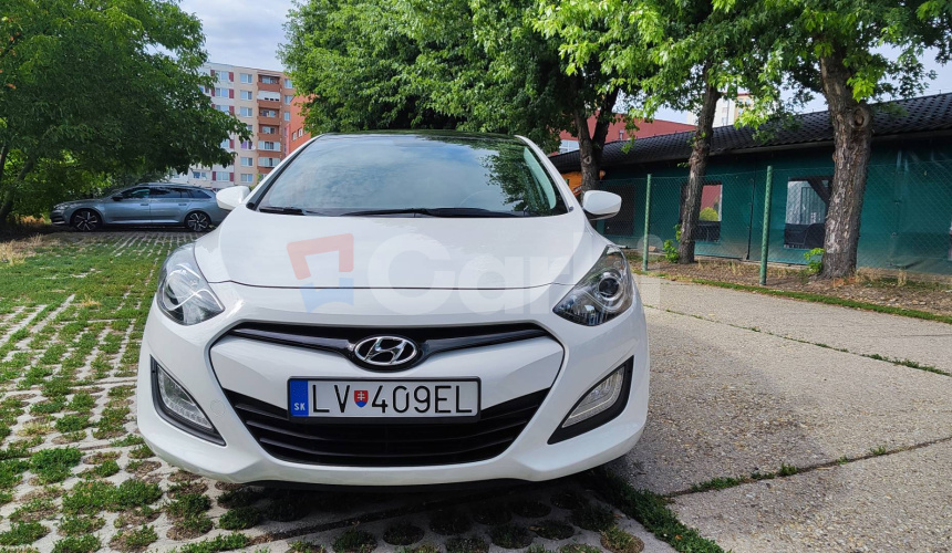 Hyundai i30 1.6i MPI DOHC CVVT Comfort