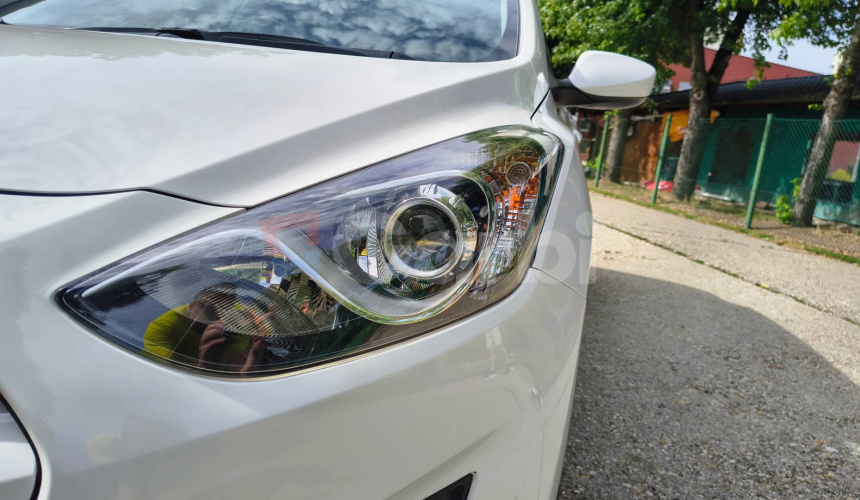 Hyundai i30 1.6i MPI DOHC CVVT Comfort