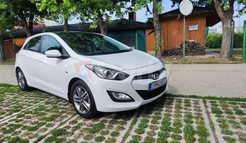 Hyundai i30 1.6i MPI DOHC CVVT Comfort