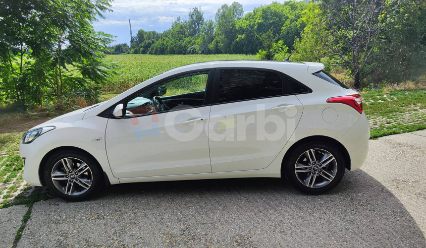 Hyundai i30 1.6i MPI DOHC CVVT Comfort