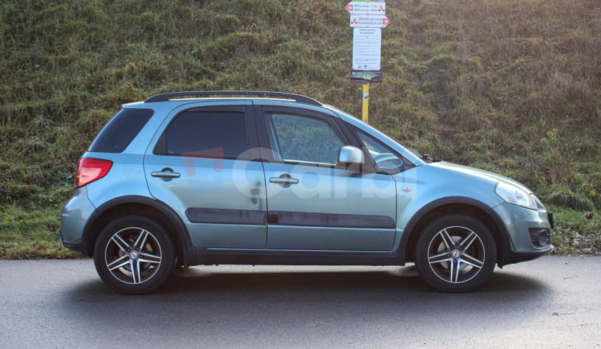 Suzuki SX4 1.5 GLX Urban Line