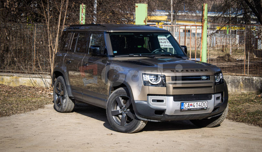 Land Rover Defender 110 P400, nelakované, el. ťažné, nejazdené v teréne, DPH