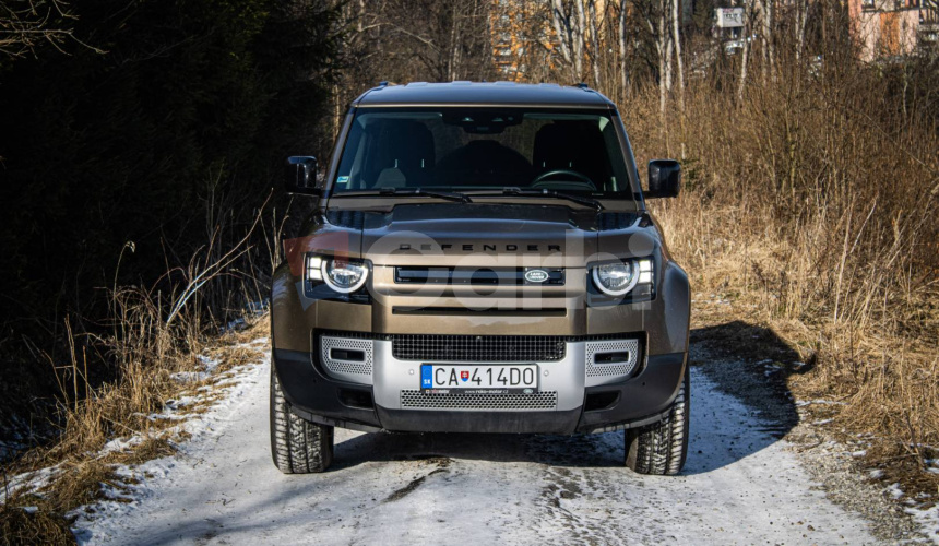 Land Rover Defender 110 P400, nelakované, el. ťažné, nejazdené v teréne, DPH