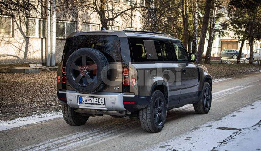 Land Rover Defender 110 P400, nelakované, el. ťažné, nejazdené v teréne, DPH