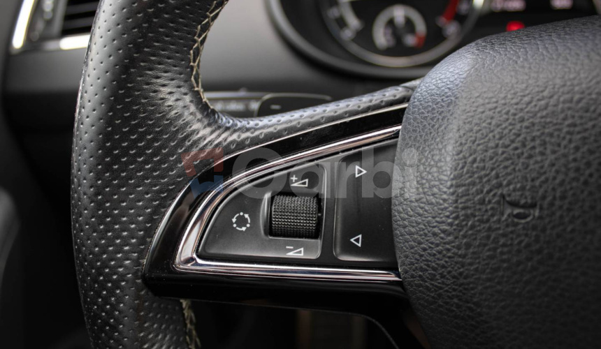 Škoda Octavia Combi 2.0 TDI DPF RS DSG