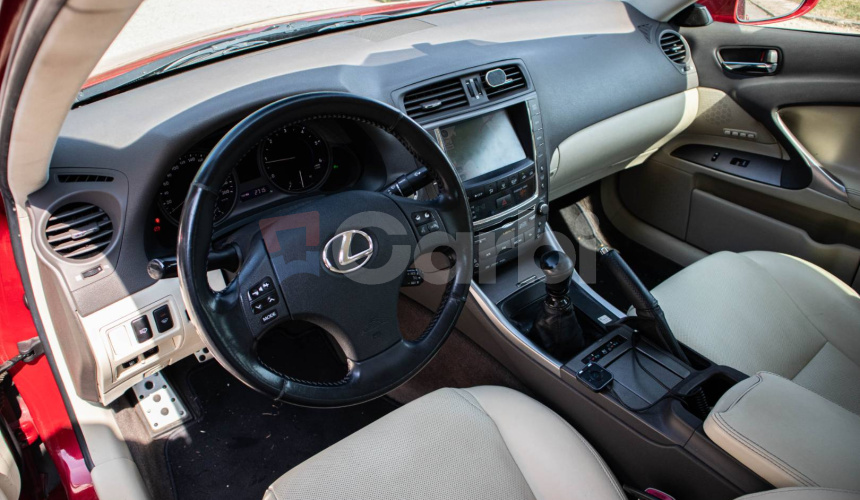 Lexus IS 220d Luxury