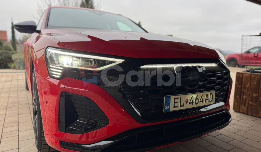Audi Q8 e-tron Sportback 50 S line quattro